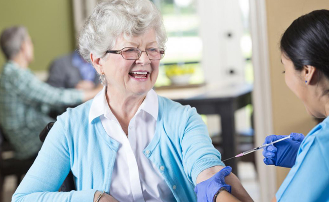 Vắc-xin bảo vệ con người trước các tác nhân gây hại